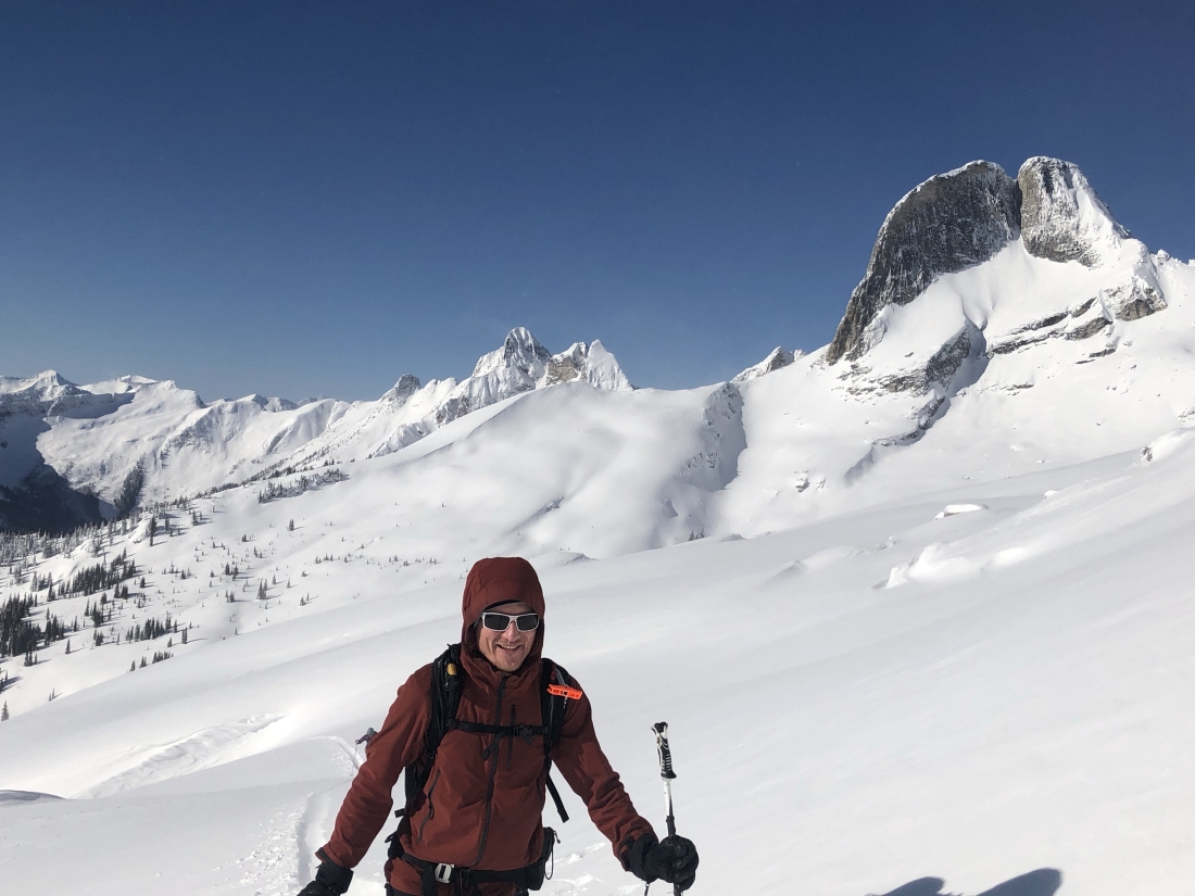 backcountry skiing valhallas